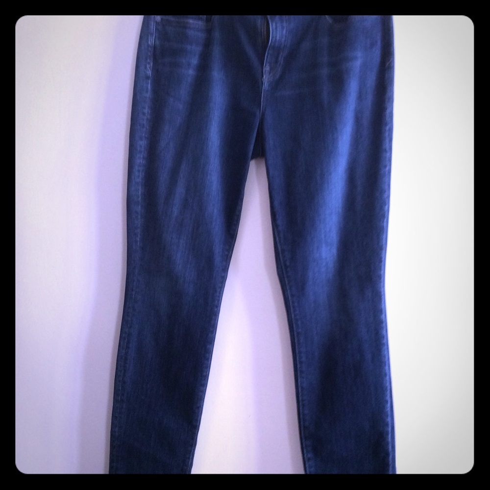 Vince skinny jeans. Excellent condition